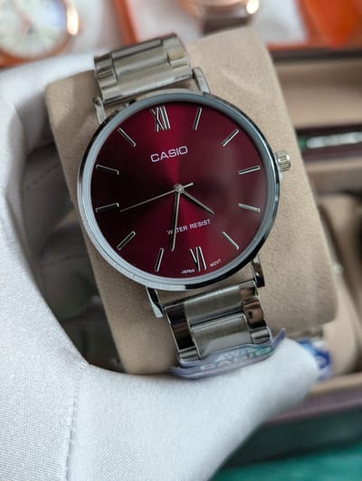 Casio Quartz Watch Maron