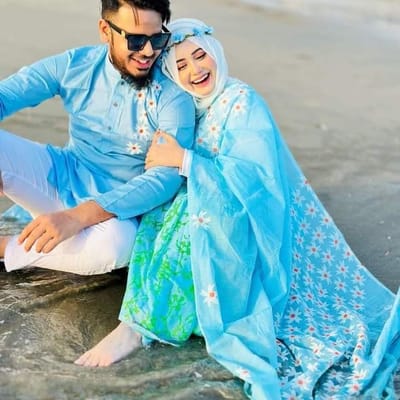 এক্সক্লুসিভ ধুপিয়ান সিল্ক শাড়ি & পাঞ্জাবি কাপল ড্রেস - Image 4