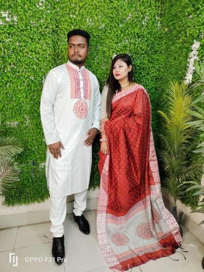 এক্সক্লুসিভ ধুপিয়ান সিল্ক শাড়ি & পাঞ্জাবি কাপল ড্রেস - Image 13