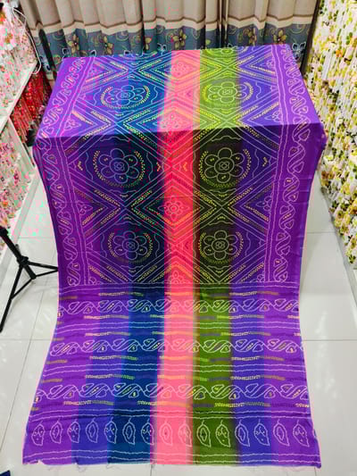 ইন্ডিয়ান চুনরি প্রিন্ট শাড়ী - Image 2