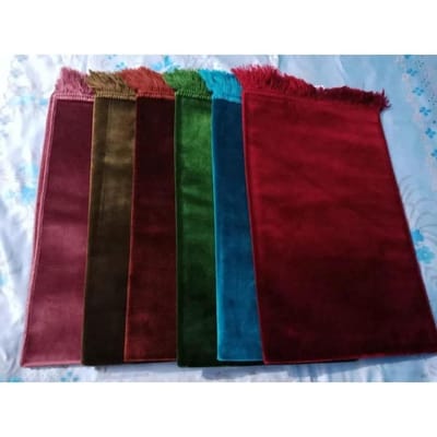 এক কালার তুর্কী জায়নামাজ-one colour jaynamaz by Turkey - Image 1