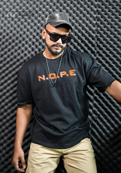 NOPE – I'M JUST CONFIDENT//unisex //Black Oversized t-shirt - Image 1