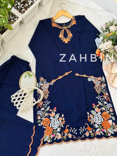 Husn Malaika💙🧡