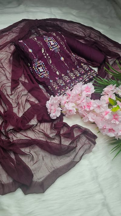 ইন্ডিয়ান আনস্টিচড জর্জেট থ্রি পিস - Image 3