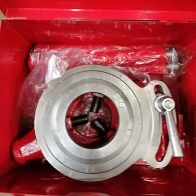 Pipe Threading Die Set 1/2"-2", Ratchet Die Stock set Best Quality same as picture - Image 4