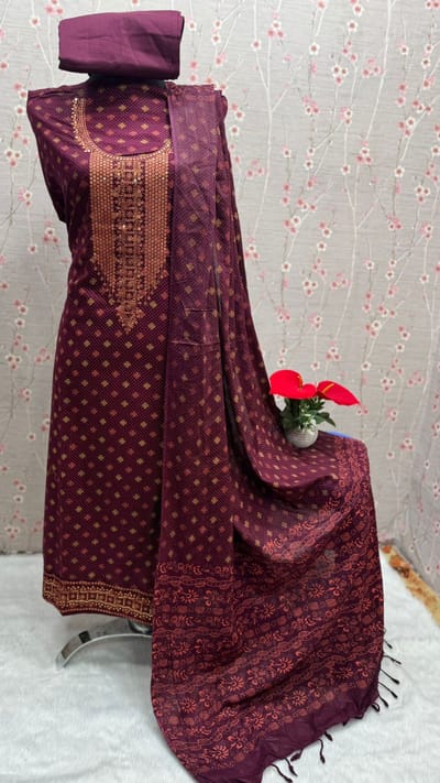 আড়ং এমব্রয়ডারি বুটিকস থ্রি পিস - Image 6