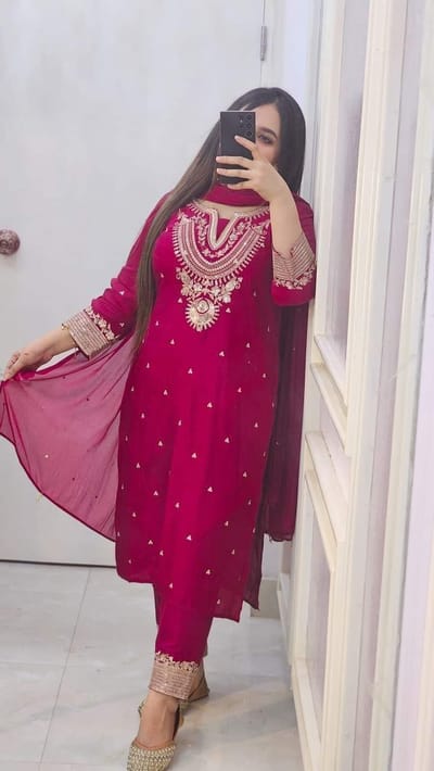 সিকোয়েন্স এমব্রয়ডারি থ্রি পিস - Image 1