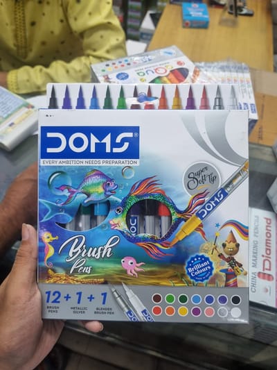 Brush Tip Art Marker - Doms - 14 Shades