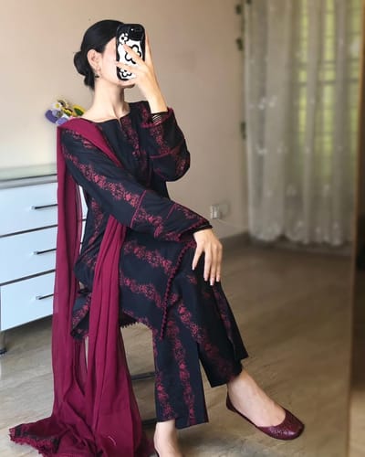 ব্লাক+মেরুন ফ্লোরাল থ্রি-পিস সেট - Image 1