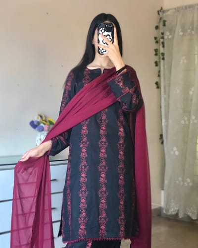 ব্লাক+মেরুন ফ্লোরাল থ্রি-পিস সেট - Image 3