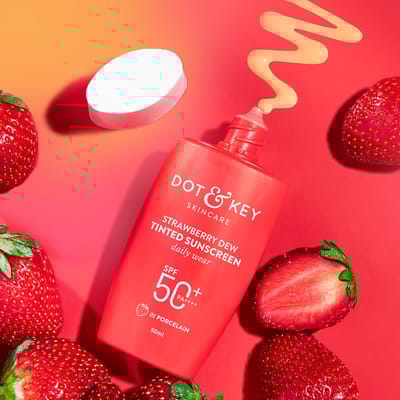 Strawberry Dew Tinted Sunscreen SPF 50+ PA++++ : Porcelain - Image 1