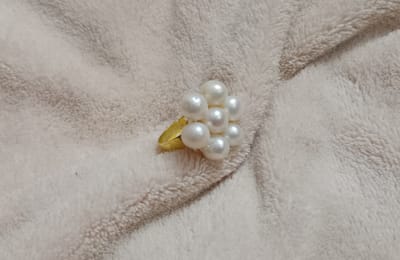 Pearl Adjustable Finger Ring