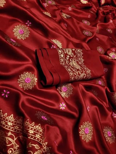 প্রিমিয়াম জাপানি সিল্ক শাড়ী &সাথে ম্যাচিং ব্লাউজ পিস। - Image 4