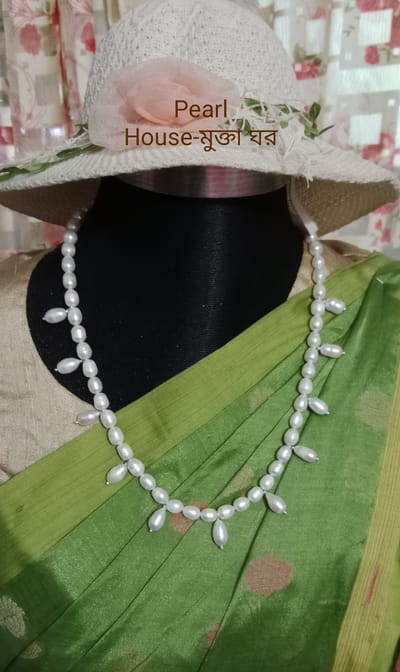 Exclusive Pearl One Layer Necklace