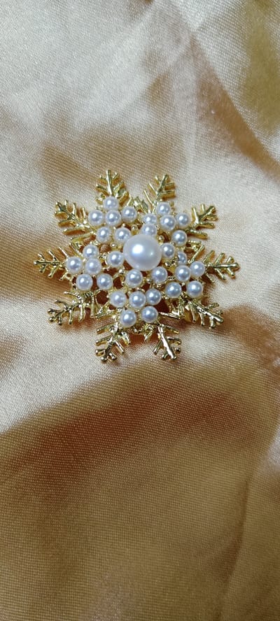 Brooch