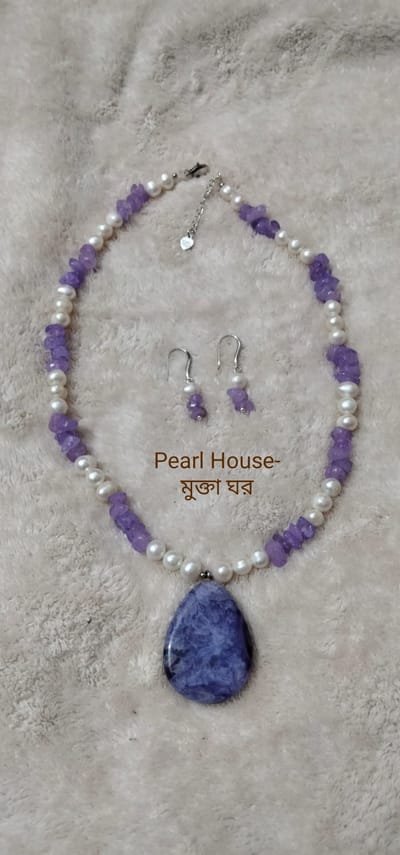 Pearl & coral stone combination neckpiece
