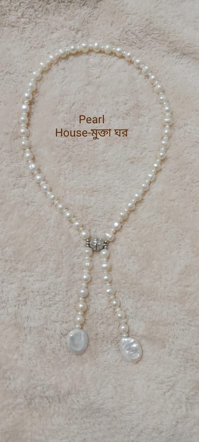 Exclusive Pearl Necklace