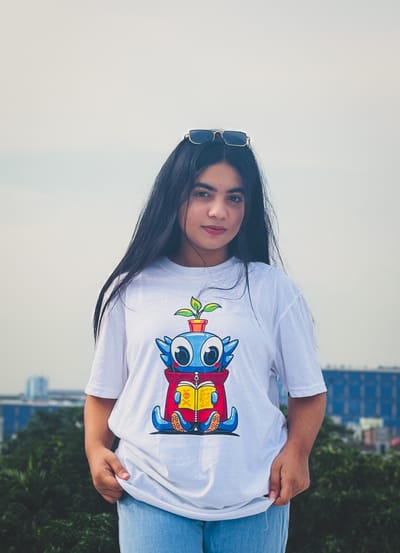 Grow plants — //unisex//T-shirt - Image 1
