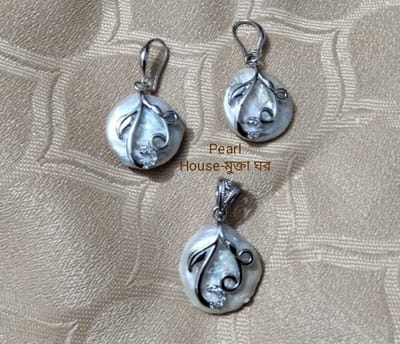 Pendent Set
