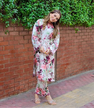 FLORAL KURTI SET