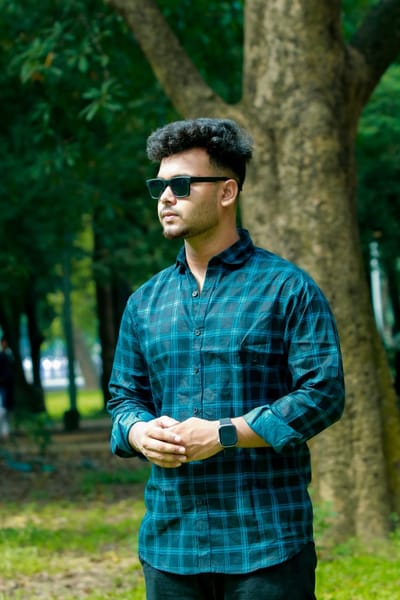 স্টাইলিশ এবং আরামদায়ক চেক শার্ট - Image 3