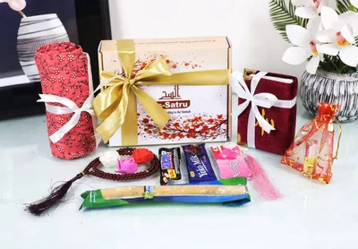 Hijab Gift Package - Image 4