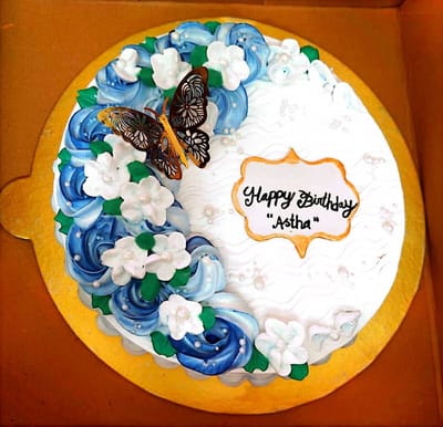 Vamilla Theme Cake- 1.5 Pound