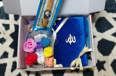 Mini Quran Gift Package - Image 2
