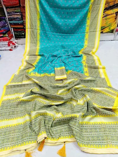 বাটিক প্রিন্ট শাড়ি - Image 4