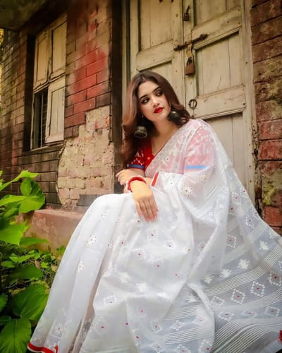 উন্নত মানের হাফ সিল্ক শাড়ি - Image 2