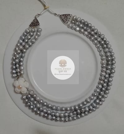 Exclusive 3 Layer Ash Pearl Necklace
