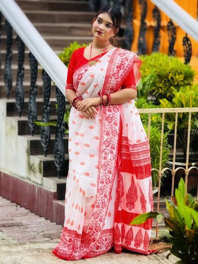 চান্দেরী সিল্ক ডিজিটাল প্রিন্ট শাড়ি - Image 2