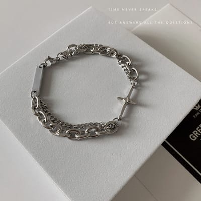 y2k star bracelet - Image 2