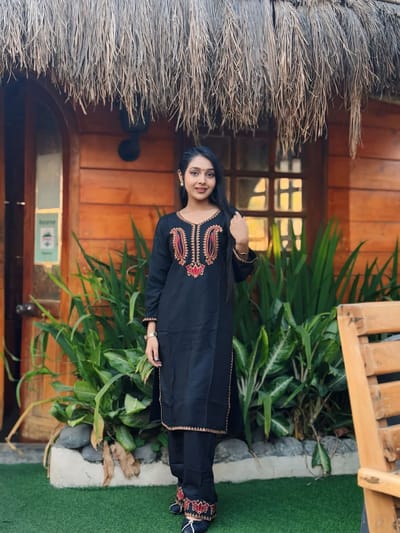 কলকা ডিজাইনের co-ords set কালেকশন, সম্পূর্ণ রেডি করা টু পিস - Image 1