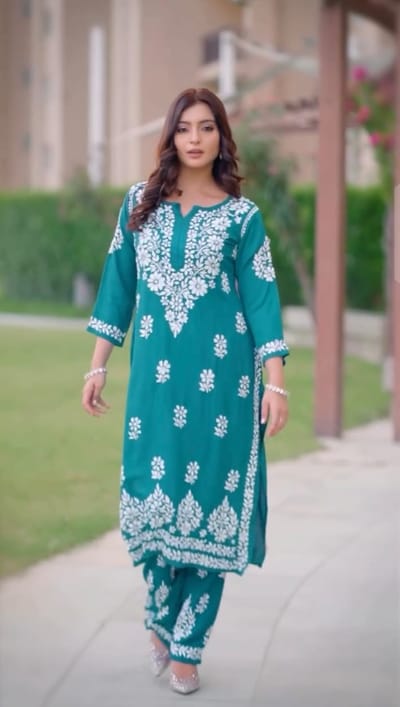 লিনেন এমব্রয়ডারি টু পিস - Image 1