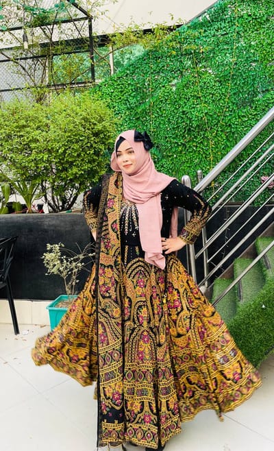 Anarkoli Gown - Image 2