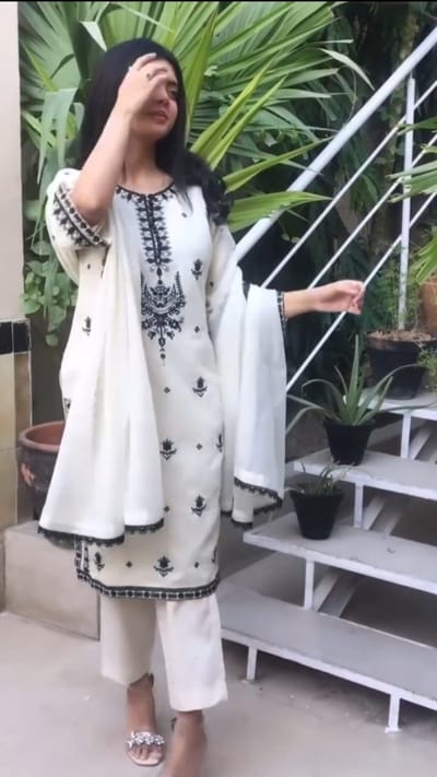 White Georgette Three Piece Set - Image 3