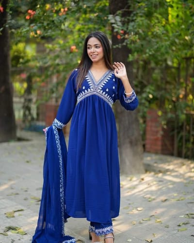 MOost Demanded Blue Ocean Alyea Cut Three piece Set - Image 1