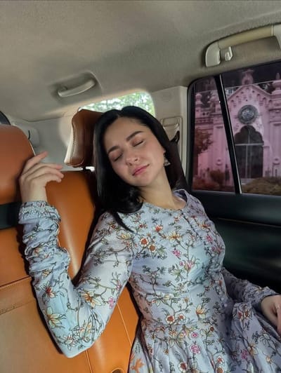 হানিয়া আমির Inspired ডিজিটাল প্রিন্ট থ্রি পিস - Image 3