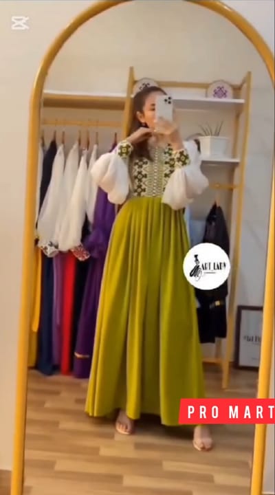 𝐆𝐨𝐫𝐠𝐞𝐨𝐮𝐬 𝐂𝐡𝐞𝐫𝐫𝐲  𝐆𝐨𝐫𝐠𝐞𝐭𝐭𝐞 𝐠𝐰𝐞𝐧 𝐎𝐧𝐞 𝐩𝐢𝐞𝐚𝐜𝐞 - Image 2