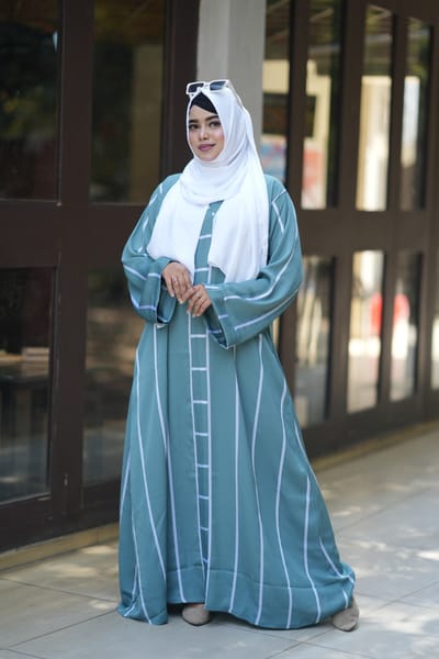 Step Abaya - Image 1