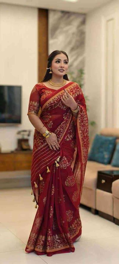 এক্সক্লুসিভ জামদানী মোটিভ স্কিন প্রিন্ট এর শাড়ি