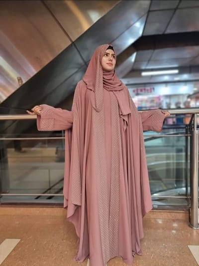 আবায়া & হিজাব - Image 1