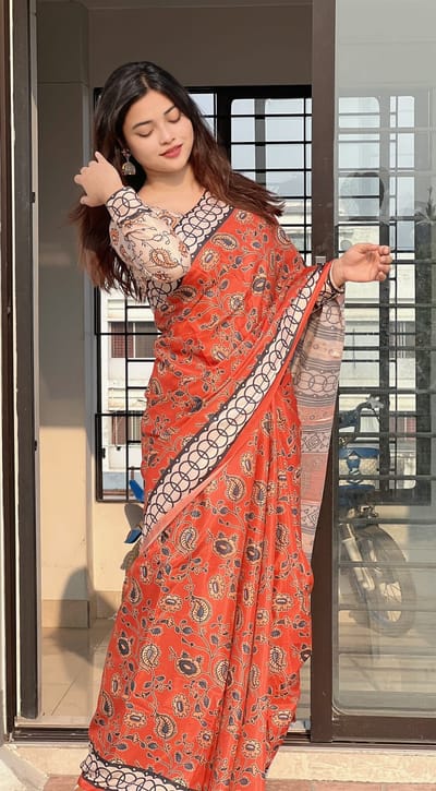 Digital Print Sharee with Blouse Piece - Image 2