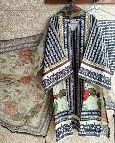 Digital Print Three Piece - Image 11