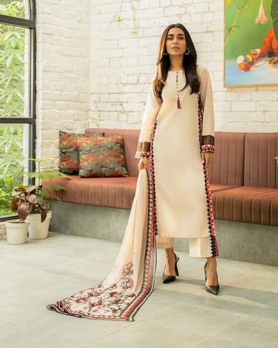 Digital Print Three Piece - Image 2