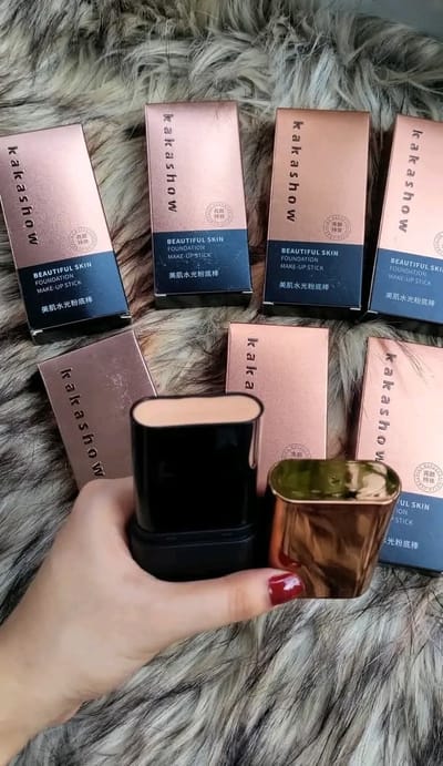 Kakashow Stick Foundation - Image 1