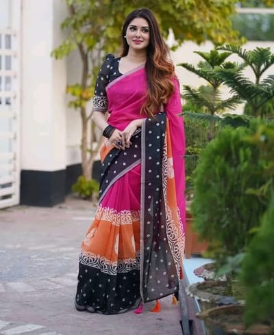 Digital Print Sharee with Blouse - Image 2