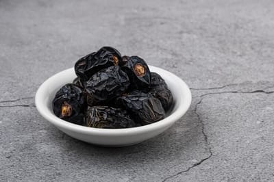 Ajwa Premium Dates Large 1kg