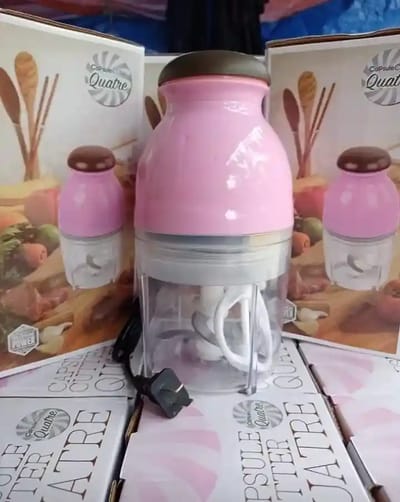 Capsule cutter Blender